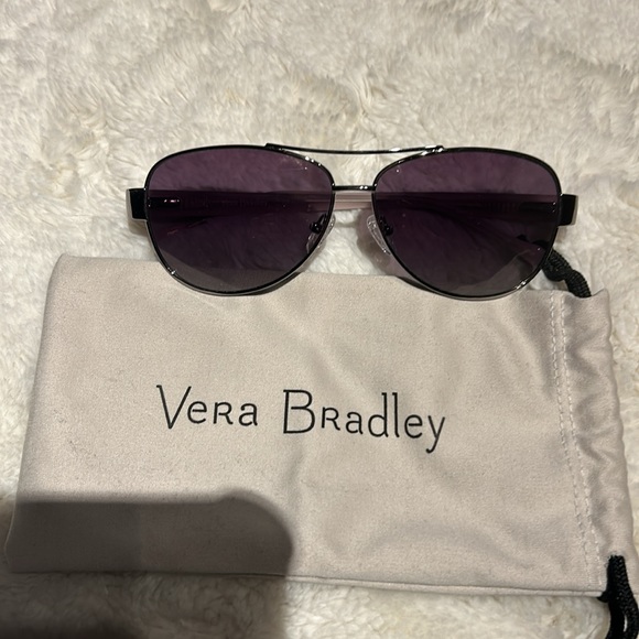 Vera Bradley aviator sunglasses - Picture 2 of 3